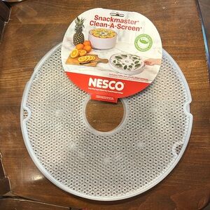Medco dehydrator clean-a-screen